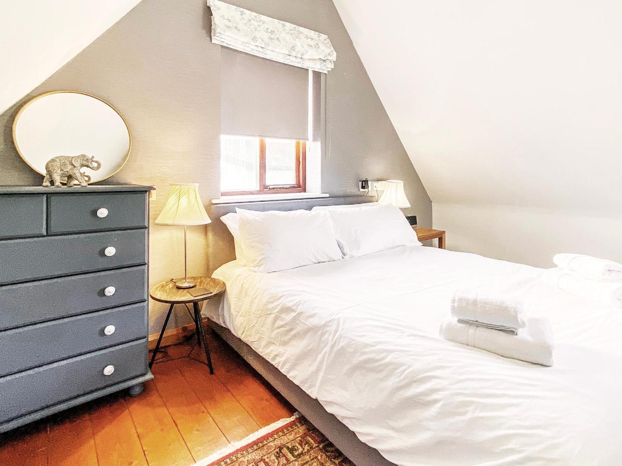 Little Dene Lodge By The Suffolk Cottage Collection Pakenham ภายนอก รูปภาพ